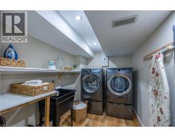 28 DONJON Boulevard - 31