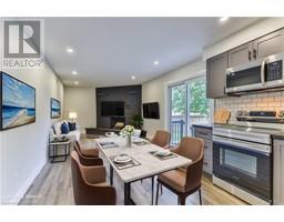 22 ATWOOD Crescent - 11