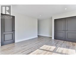 22 ATWOOD Crescent - 14