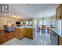 18 BALSAM TRAIL - 10