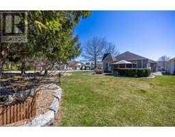 18 BALSAM TRAIL - 32