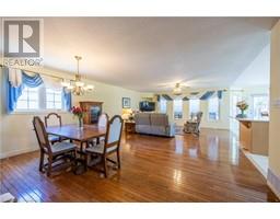 18 BALSAM TRAIL - 5