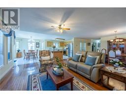 18 BALSAM TRAIL - 6