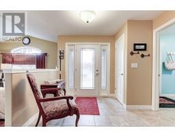 6 WINTERGREEN Crescent - 7
