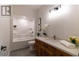 82 DUCHESS Drive - 18