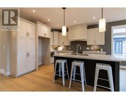 82 DUCHESS Drive - 6