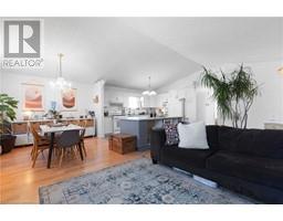 20 THOMPSON Drive - 12