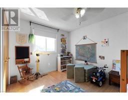 20 THOMPSON Drive - 20