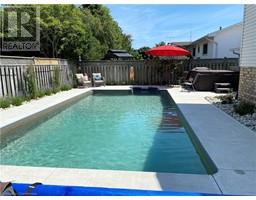 20 THOMPSON Drive - 5