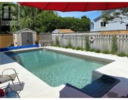20 THOMPSON Drive - 6