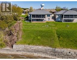 140 BROWN Street - 3