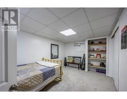 6 RYERSE Crescent - 38
