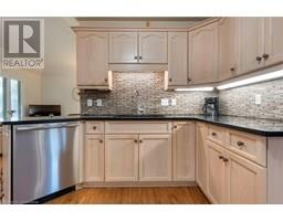 1 RAVINE CRT - 11