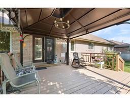 1 RAVINE CRT - 28