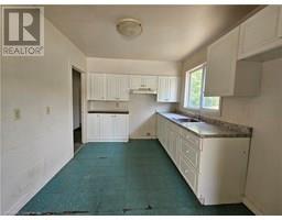 649 GIBRALTER Street - 10