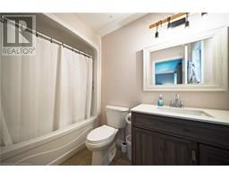 45 WINTERGREEN Crescent - 20