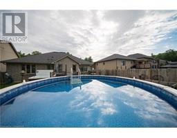 45 WINTERGREEN Crescent - 30