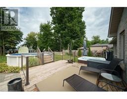 45 WINTERGREEN Crescent - 35