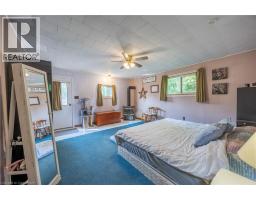 258 LYNN VALLEY Road - 12
