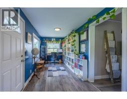 258 LYNN VALLEY Road - 7
