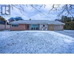 6 RYERSE Crescent - 1