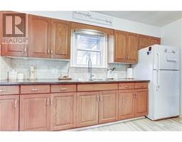 127 ORCHARD Avenue - 3