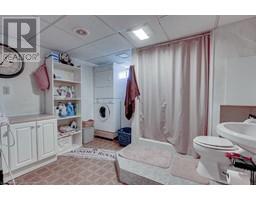 251 MONTCLAIR Crescent - 19