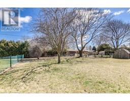 251 MONTCLAIR Crescent - 23