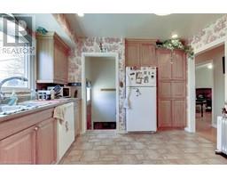 251 MONTCLAIR Crescent - 7