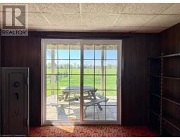 483 MAIN Street E - 21