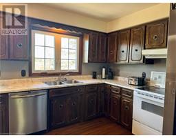483 MAIN Street E - 8