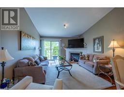 19 SOMERSET Drive UnitNo. 1 - 8