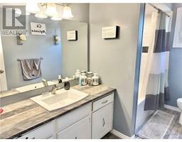 124 OAK Street - 21