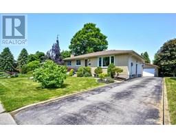 87 LYNNDALE Road - 2