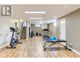 87 LYNNDALE Road - 31