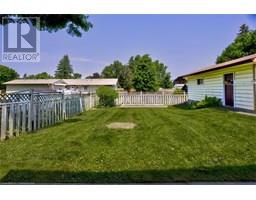87 LYNNDALE Road - 39