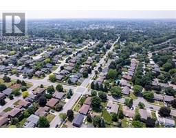 87 LYNNDALE Road - 46