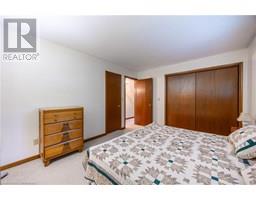 99 LYNNDALE Road - 15