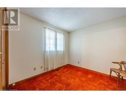 99 LYNNDALE Road - 18