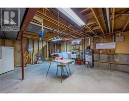 99 LYNNDALE Road - 24