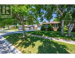 99 LYNNDALE Road - 3