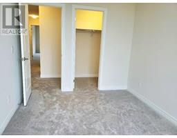 85 GLORIA STREET Street - 32