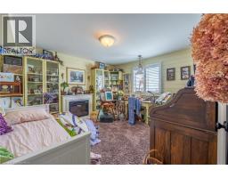 140 BROWN Street - 32
