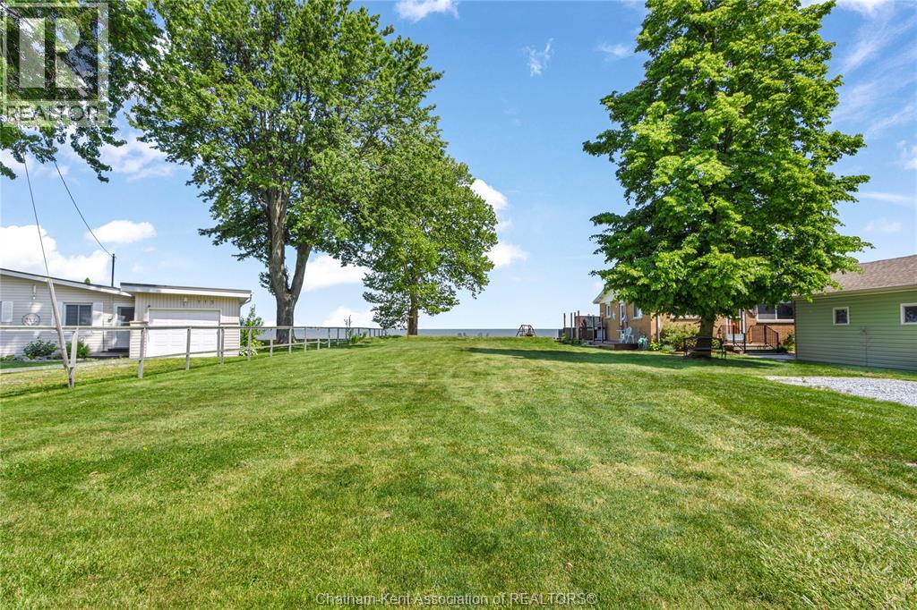 105 ISLAND CRESCENT, Lighthouse Cove