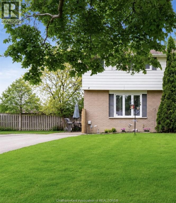4 Donalda DRIVE, Chatham