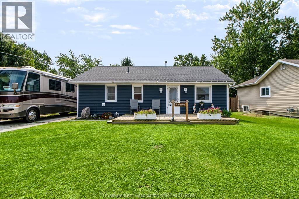 612 SIMCOE STREET, Warwick-Watford