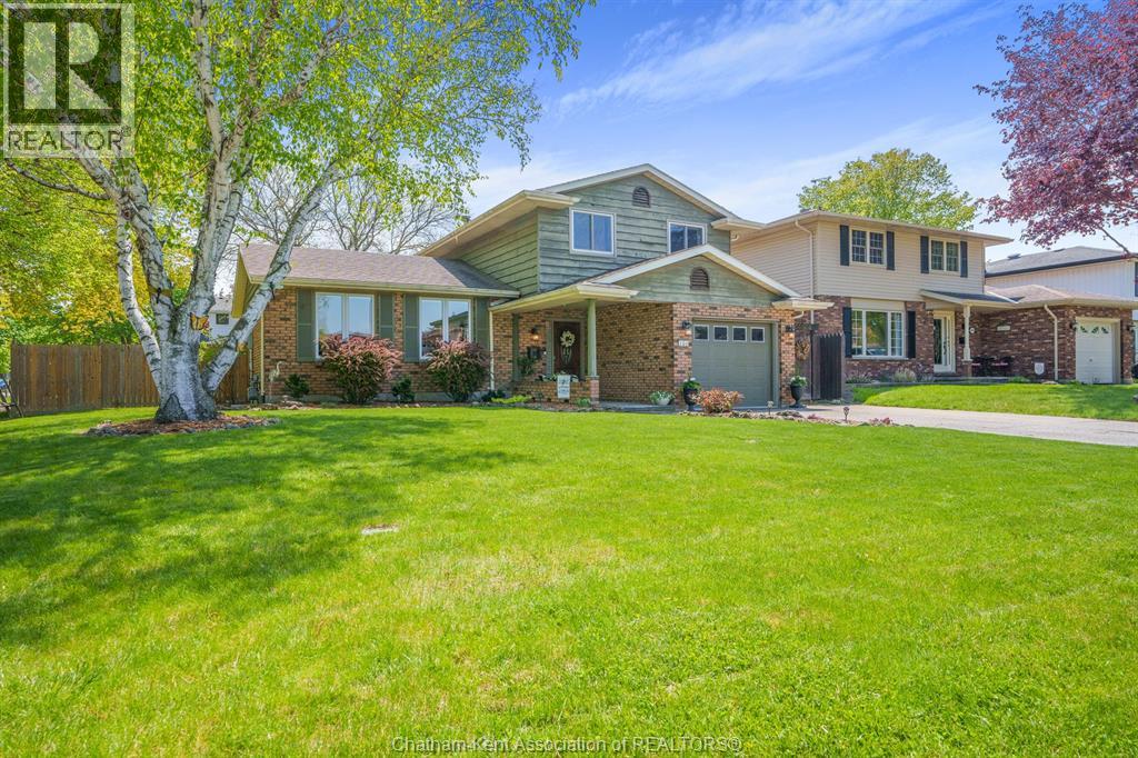 106 UNIVERSITY DRIVE, Chatham