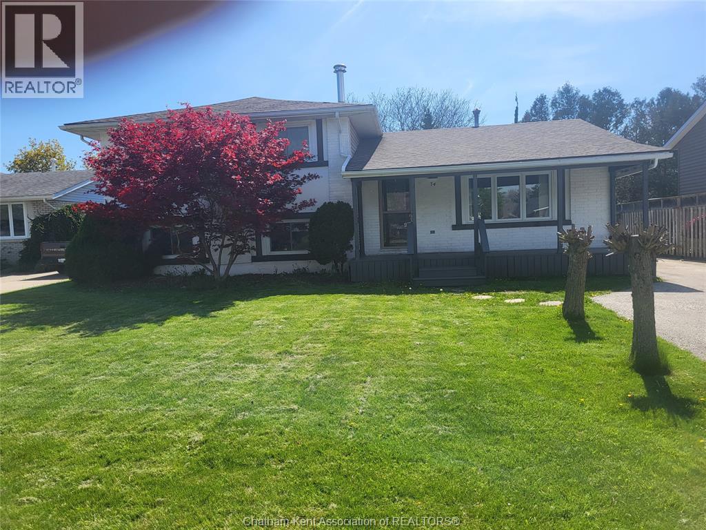 74 CHESTNUT DRIVE, Chatham