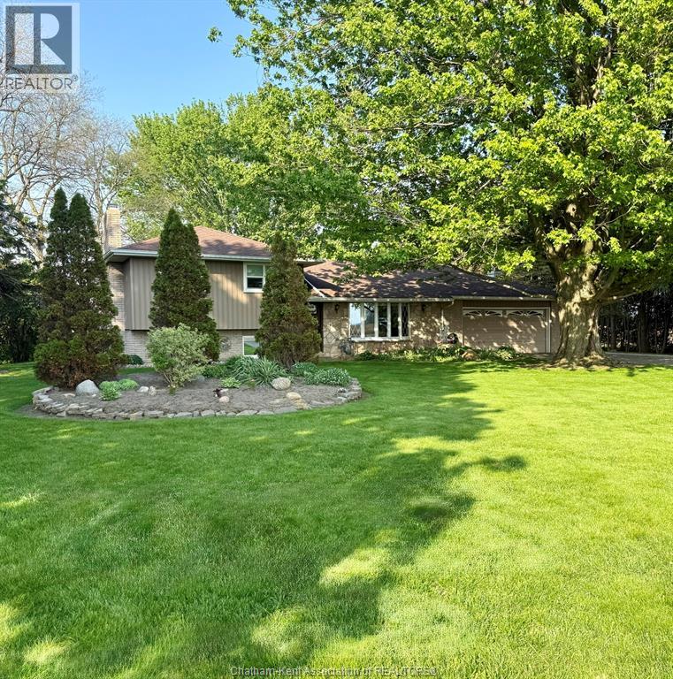 21095 VICTORIA ROAD, Ridgetown