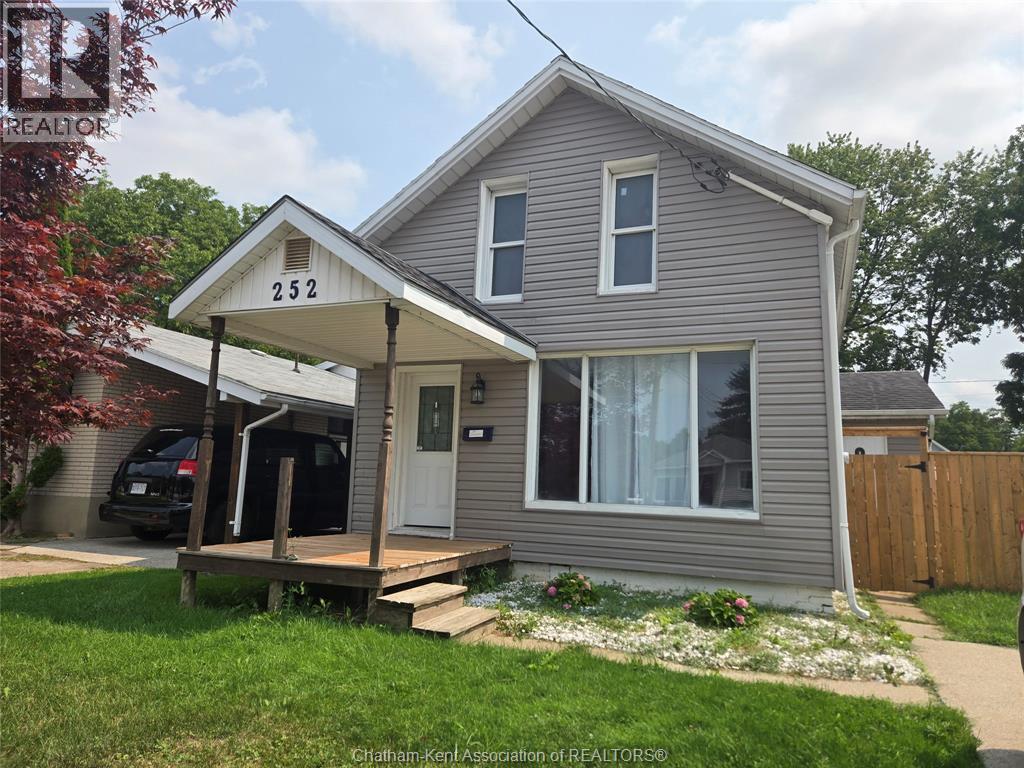 252 Selkirk STREET, Chatham